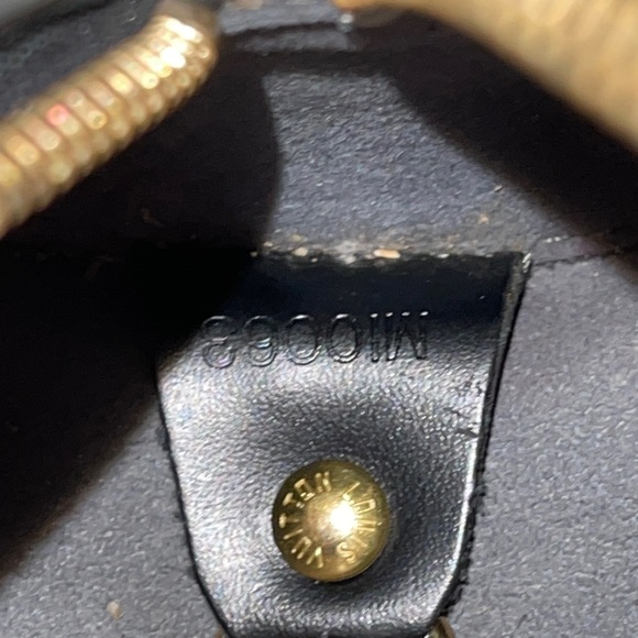 LOUIS VUITTON Soufflot Handbag Epi Leather 2012 - Picture 5 of 5